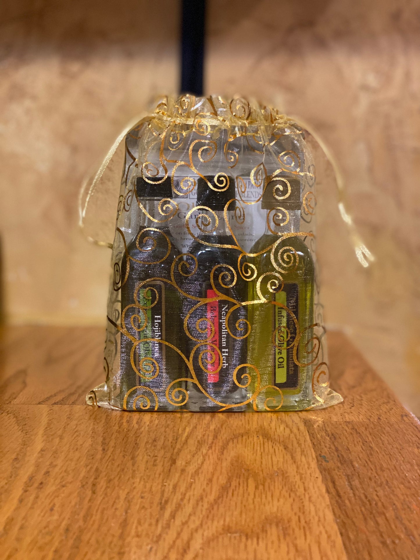 Holiday 4 Pack in Holiday bag