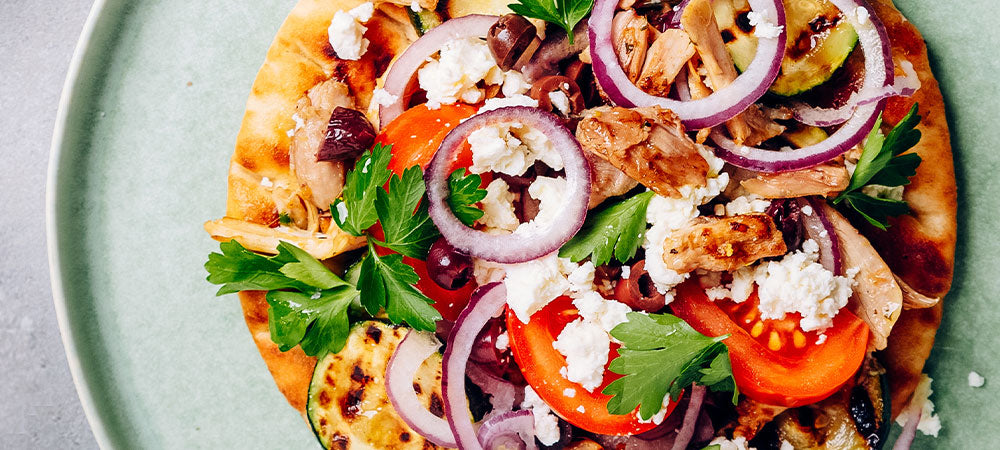 Grilled Greek Chicken Salad Pizza