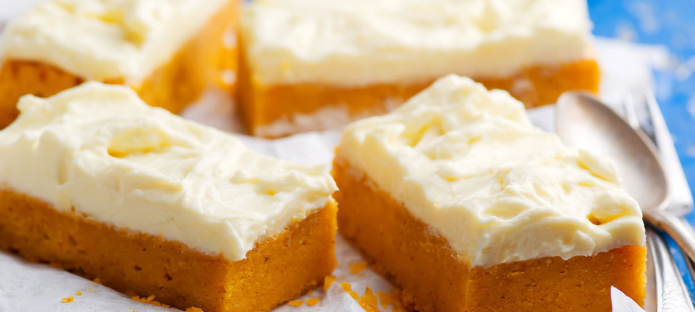 Bacon Pumpkin Bars with Maple Cream Cheese Frosting