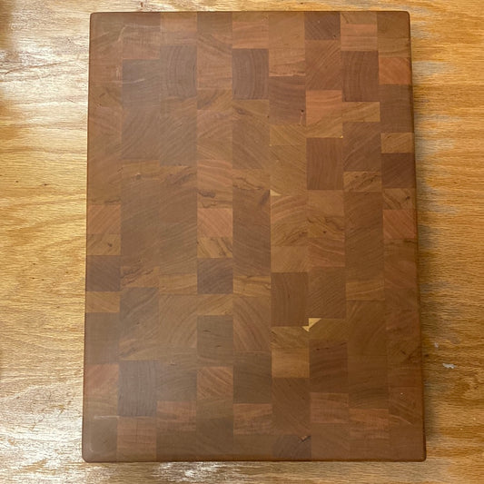 Behind the Fence Wood Cutting Board with Feet - Cherry - 17" x 12"
