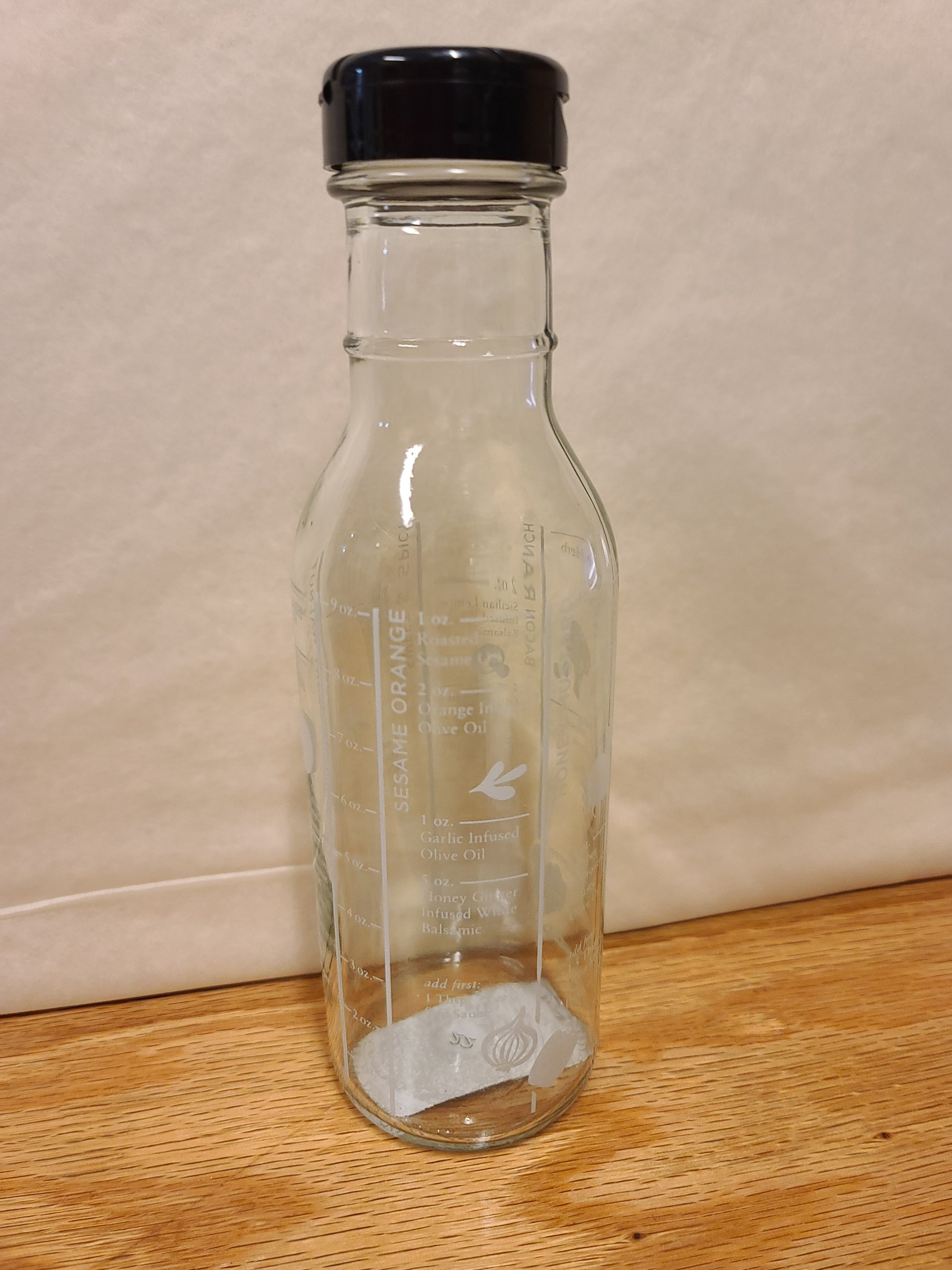 salad dressing bottle Wish-Bone Italian Salad Dressing - 24 Fl Oz